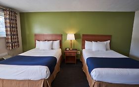Ardsley Acres Hotel Court